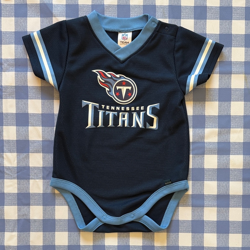 NFL Tennessee Titans Infant 6-12m Bodysuit